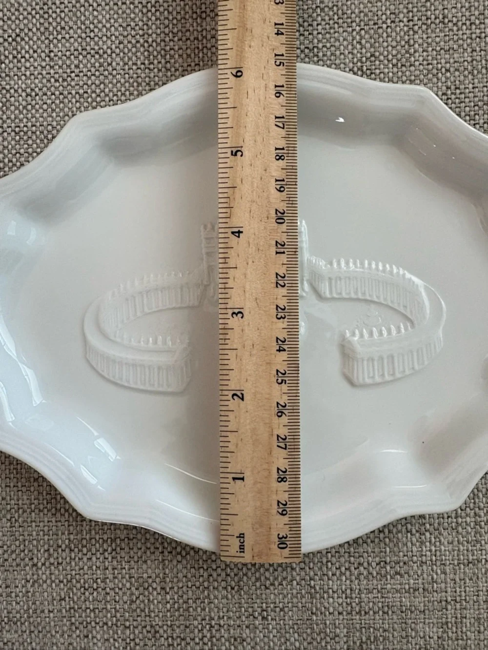 Set of 2 St. Peter’s Basilica Souvenir Plates | Vatican Decorative Wall Plates